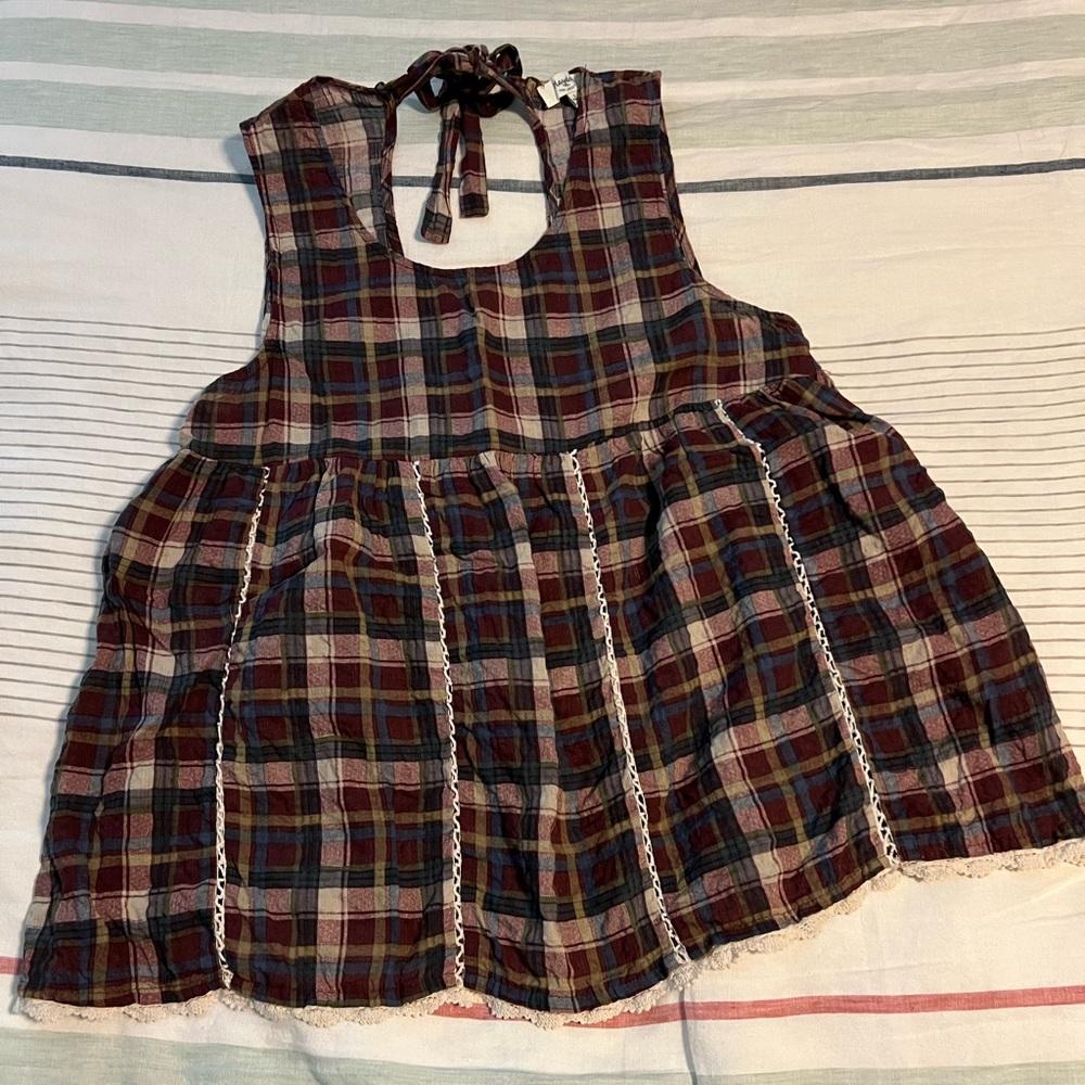 Plaid lightweight girlie tank